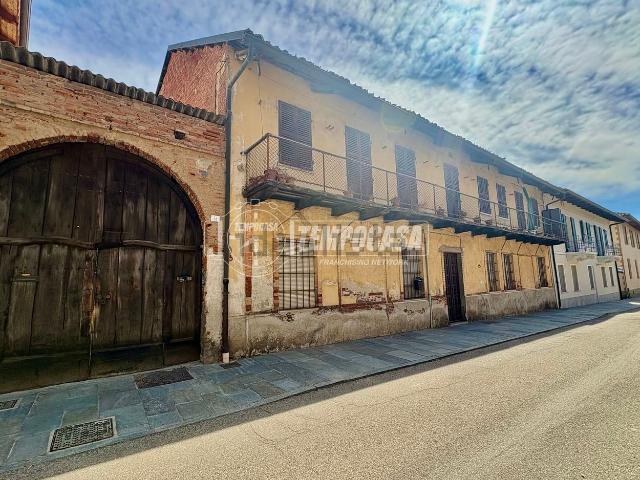 Villetta indipendente in vendita di 220 m² in Via Umberto I