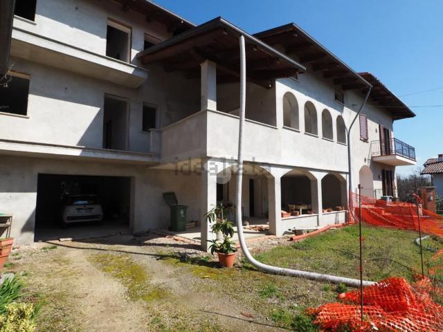Villetta indipendente in vendita di 220 m² in Via Vittorio Veneto, 80