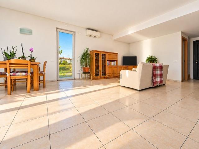 Villetta indipendente in vendita di 220 m² in Via Vicenza
