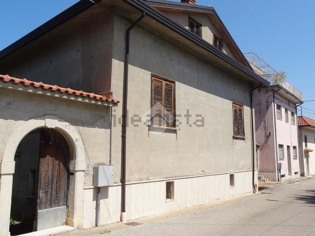 Villetta indipendente in vendita di 220 m² in Via vincenzo cerva, 24