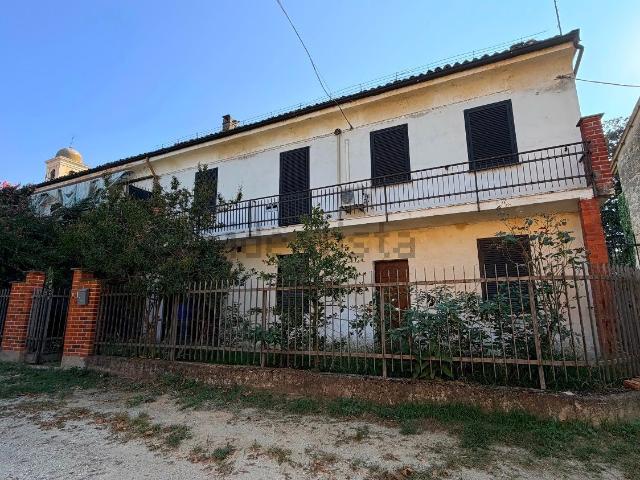 Villetta indipendente in vendita di 220 m² in Via XX Settembre