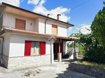 Villetta indipendente in vendita di 220 m² in Via Zappelle, 80