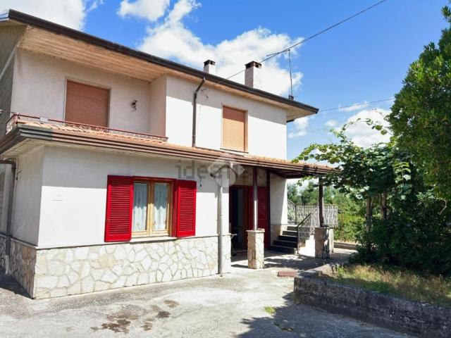 Villetta indipendente in vendita di 220 m² in Via Zappelle, 80