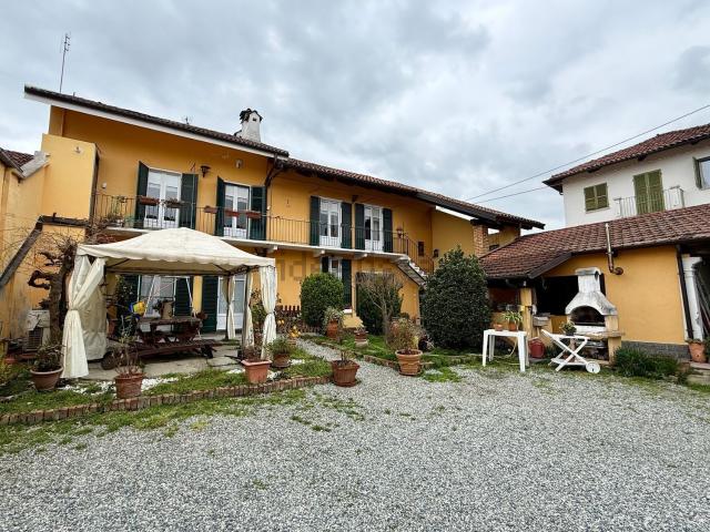 Villetta indipendente in vendita di 220 m² in Vicolo Pelazza, 2