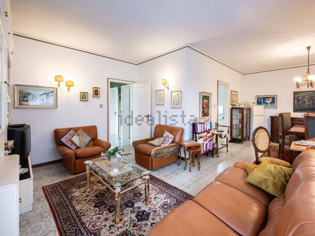 Villetta indipendente in vendita di 220 m² in Frazione Duino, 66