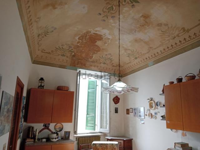 Villetta indipendente in vendita di 220 m² in Largo Giuseppe Garibaldi, 4