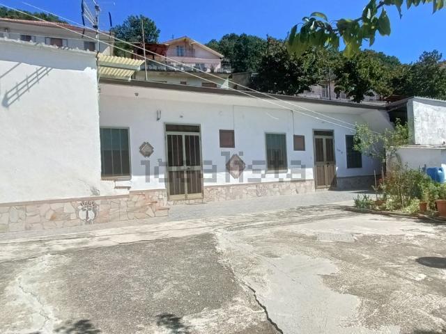 Villetta indipendente in vendita di 220 m² in Località Filicioni