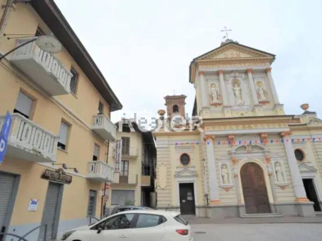 Villetta indipendente in vendita di 220 m² in Piazza Dottor Domenico Osella