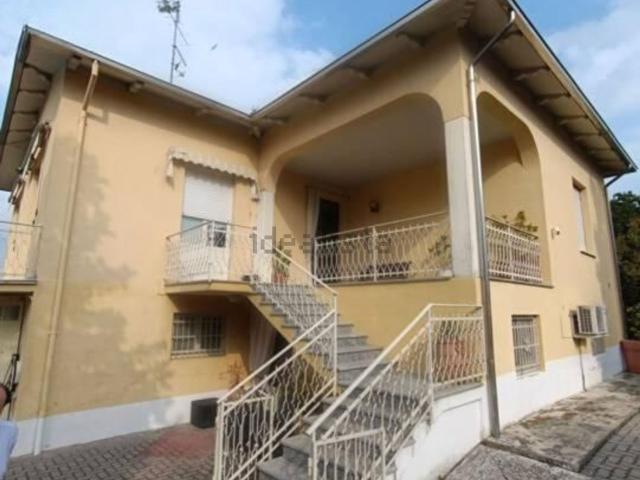 Villetta indipendente in vendita di 220 m² in Strada Cozzano, 11