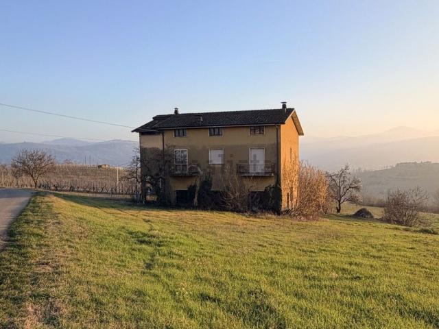 Villetta indipendente in vendita di 220 m² in Strada Corano, 80