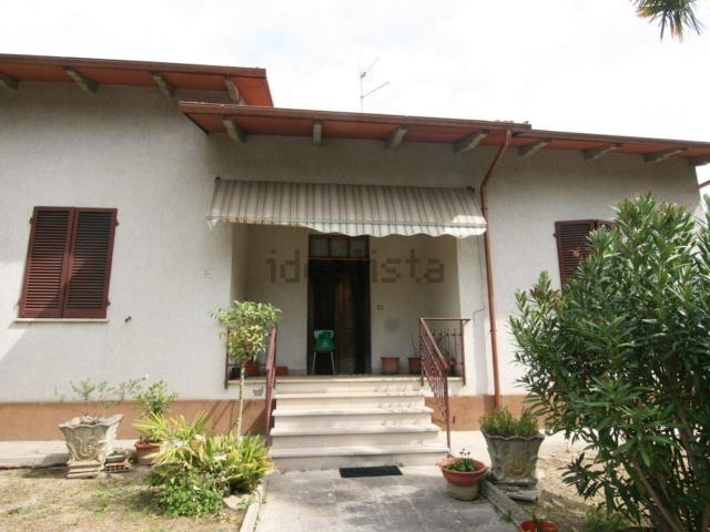 Villetta indipendente in vendita di 221 m²