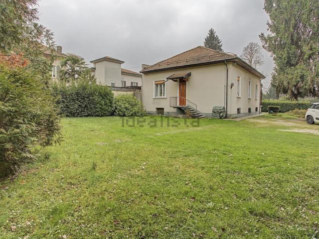 Villetta indipendente in vendita di 221 m² in Via Giuseppe Mazzini, 17