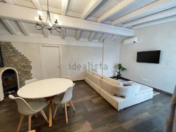 Villetta indipendente in vendita di 221 m² in Via della Resistenza