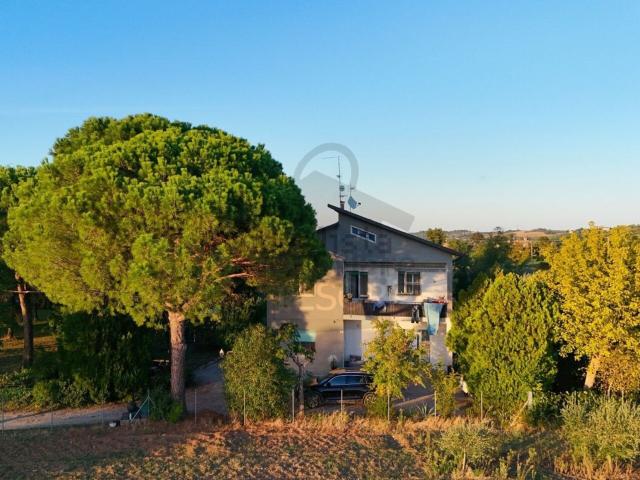 Villetta indipendente in vendita di 222 m² in Via Formignana