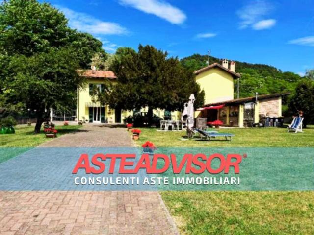Villetta indipendente in vendita di 222 m² in Via Nuova Vignole, 42