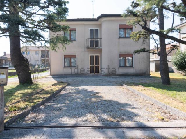 Villetta indipendente in vendita di 222 m² in Via Roma