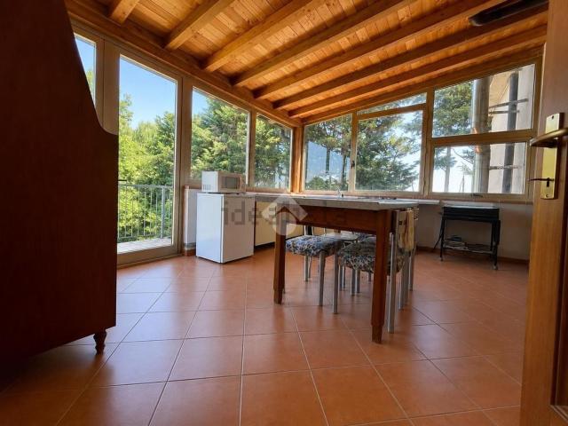Villetta indipendente in vendita di 222 m² in Viale Giovanni Amendola, 106