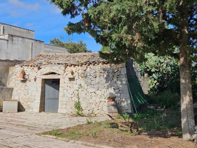 Villetta indipendente in vendita di 22318 m² in Strada Vicinale Capasa