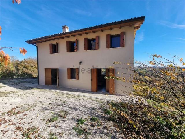 Villetta indipendente in vendita di 223 m² in Via Valbona, 24