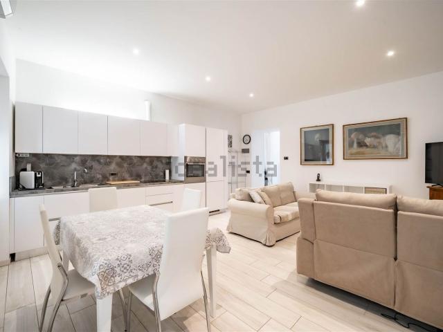 Villetta indipendente in vendita di 224 m² in Via San Rocco, 11