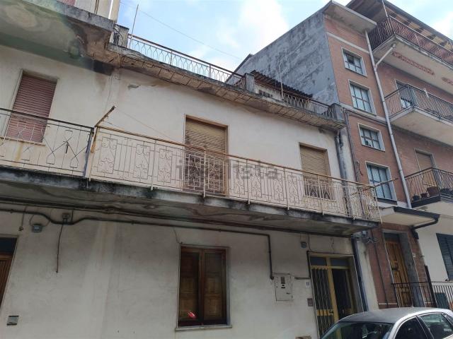 Villetta indipendente in vendita di 224 m² in Via Sardegna, 16