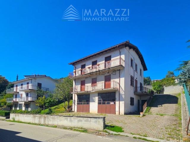 Villetta indipendente in vendita di 224 m² in Via Roma, 18