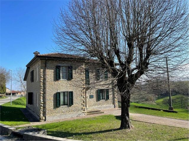 Villetta indipendente in vendita di 224 m² in Strada Ariolla