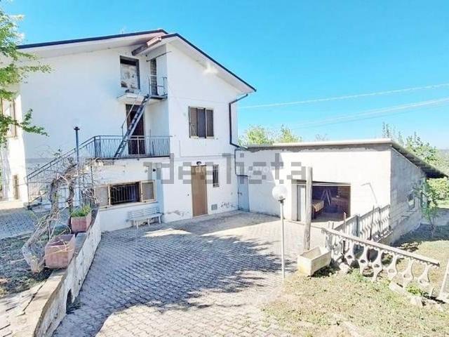 Villetta indipendente in vendita di 225 m²