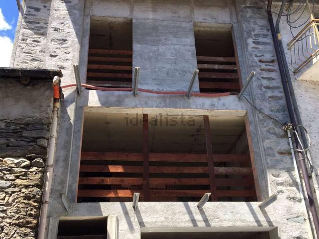 Villetta indipendente in vendita di 225 m² in Via Coloredo