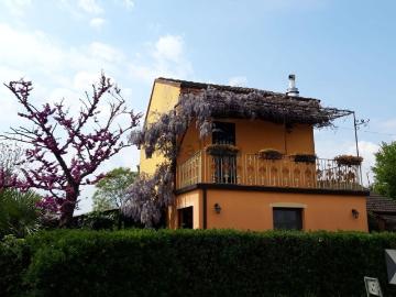 Villetta indipendente in vendita di 225 m² in Via Bergamo