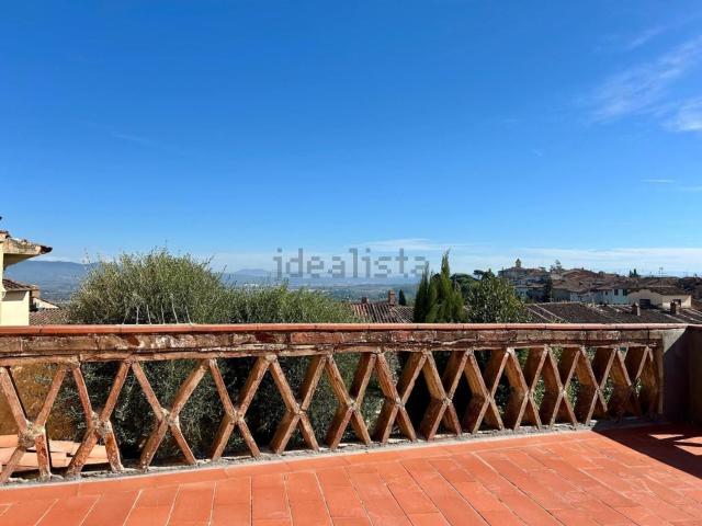 Villetta indipendente in vendita di 225 m² in Via Sanminiatese, 56028
