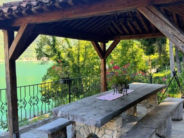 Villetta indipendente in vendita di 225 m² in Via Statale