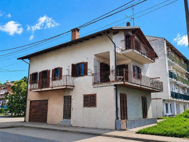 Villetta indipendente in vendita di 225 m² in Via Roma, 114