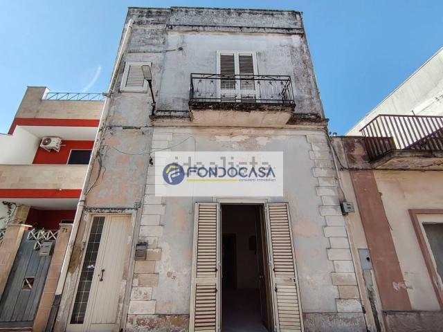 Villetta indipendente in vendita di 225 m² in Via Taranto, 67