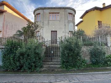 Villetta indipendente in vendita di 225 m² in Via Vittorio Emanuele, 18