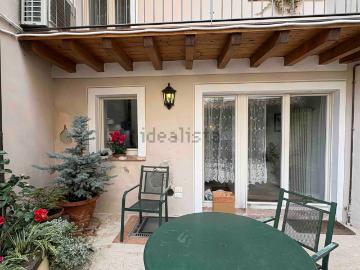 Villetta indipendente in vendita di 226 m² in Via Cavour