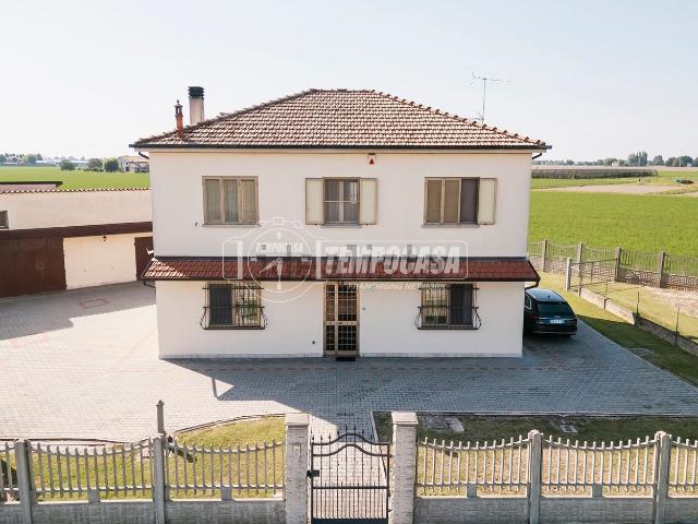 Villetta indipendente in vendita di 226 m² in Via Barattino, 48