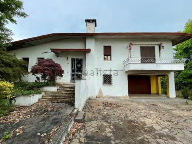 Villetta indipendente in vendita di 227 m² in Via Pastoreria, 20