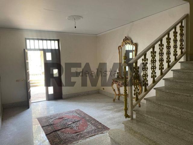 Villetta indipendente in vendita di 227 m² in Largo San Giuliano, 7