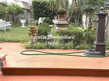 Casa in vendita a Centro di Firenze - Giardino
