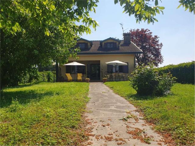 Villetta indipendente in vendita di 2283 m²