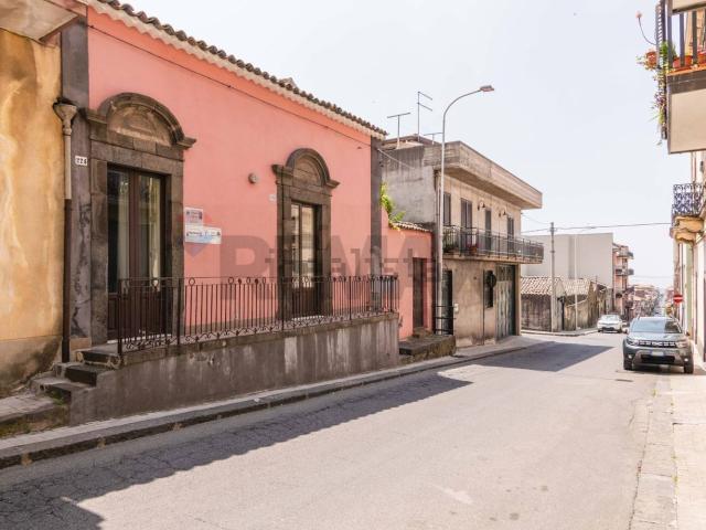 Villetta indipendente in vendita di 228 m²