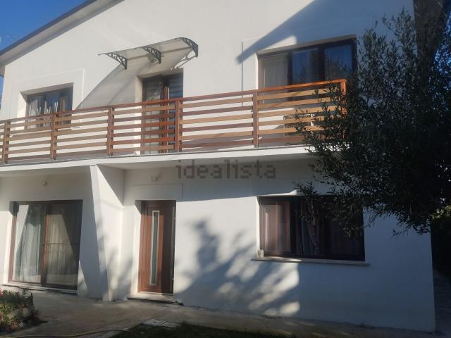 Villetta indipendente in vendita di 229 m²
