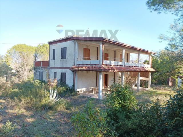 Villetta indipendente in vendita di 229 m²