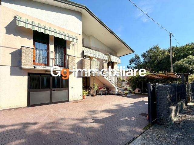 Villetta indipendente in vendita di 229 m² in Via Castellana, 151