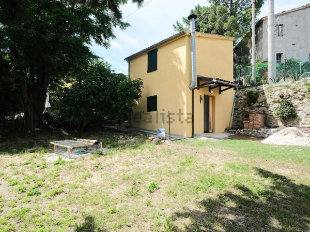 Villetta indipendente in vendita di 229 m² in Via Farneto, 22
