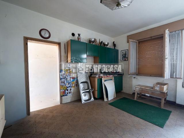 Villetta indipendente in vendita di 229 m² in Via Roma