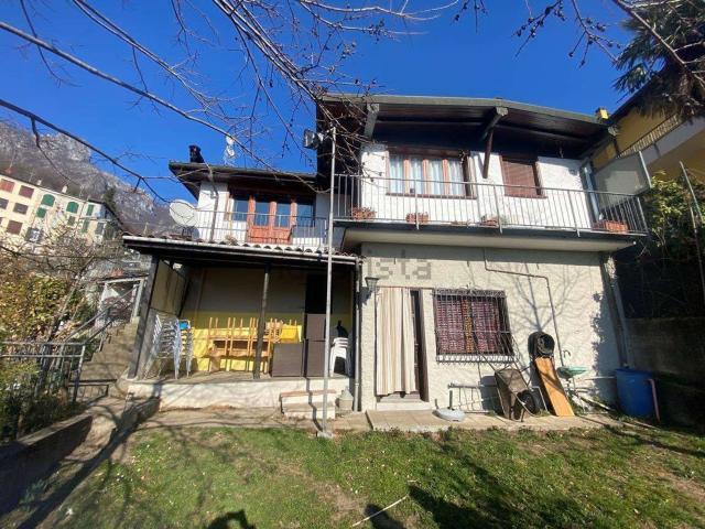 Villetta indipendente in vendita di 230 m²