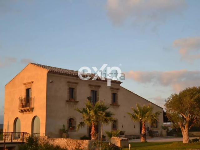 Villetta indipendente in vendita di 230 m²