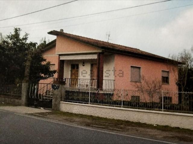 Villetta indipendente in vendita di 230 m²